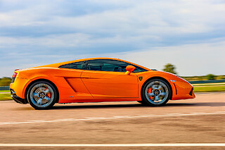 Pilotage Lamborghini Gallardo LP-560 (3 tours) sur le Circuit de Mettet (B)