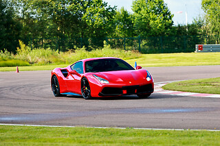 Pilotage duo Porsche Cayman S 718 / Ferrari 488 GTB (2x2 tours) sur le Grand Circuit du Roussillon (66)