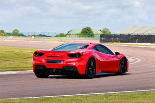 Pilotage Ferrari 488 GTB (3 tours) sur le Circuit de Mettet (B)