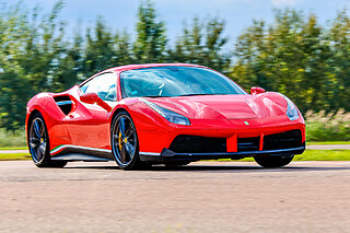 Pilotage duo Porsche Cayman S 718 / Ferrari 488 GTB (2x2 tours) sur le Grand Circuit du Roussillon (66)