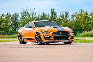 Pilotage Ford Mustang Shelby GT500 (3 tours) sur le Circuit de Mettet (B)