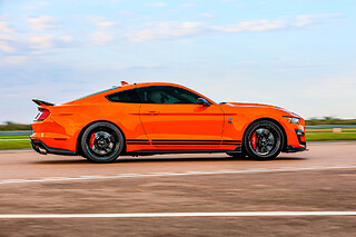 Pilotage Ford Mustang Shelby GT500 (3 tours) sur le Circuit de Mettet (B)