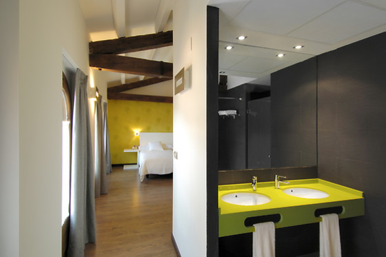 HOTEL CIENBALCONES - photo 10