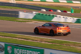 Découverte Nissan GTR (5 tours) sur le Circuit du Grand-Sambuc (13)