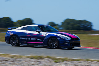 Duo Nissan GTR / Ford Mustang Shelby GT500 (2x2 tours) sur le Circuit du Grand-Sambuc (13)