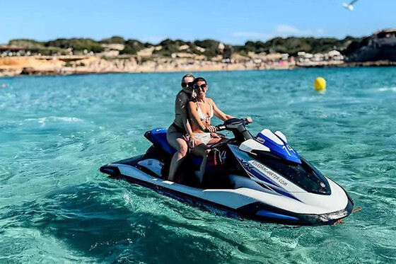 Tour en jet ski à Cala Comte au départ de San Antonio, Ibiza