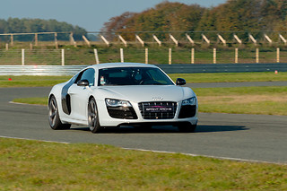 Découverte Audi R8 V10 (2 tours) sur le Circuit de Haute Saintonge (17)