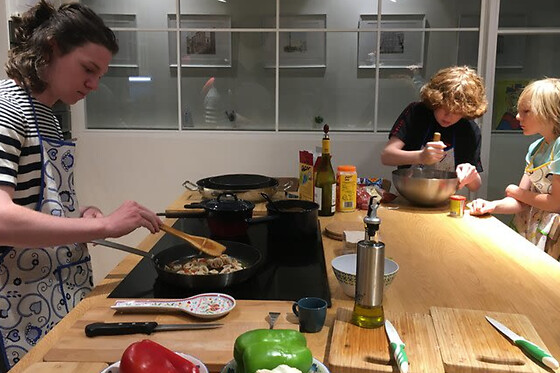 Courses au marché, atelier de cuisine et repas à La Corogne