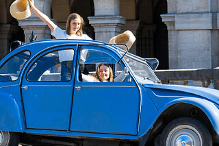 Visite de Lille en 2CV (59) - Tradi'dégustations Base 2 Passagers