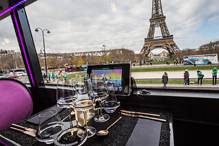 Déjeuner à bord du Bus Toqué à Paris