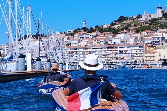 Visite guidée en MiniBoat sur le Canal Royal à Sète (34)