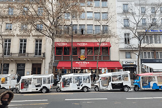 Visite de Paris autour de La Seine en Tuktuk