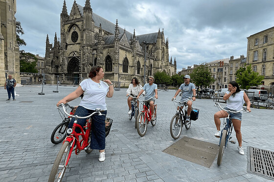Excursion privative à vélo dans le Bordeaux local & authentique