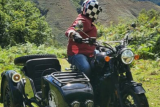Sur la route d'Irouleguy en Side-Car (64)