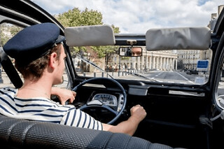 Visite "Bordeaux Éternel" en 2CV