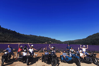 Wine-Tour " Visite lavande" en Side-Car depuis Aix-en-Provence