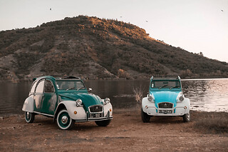Balade en 2CV au Lac du Salagou depuis Montagnac (34)