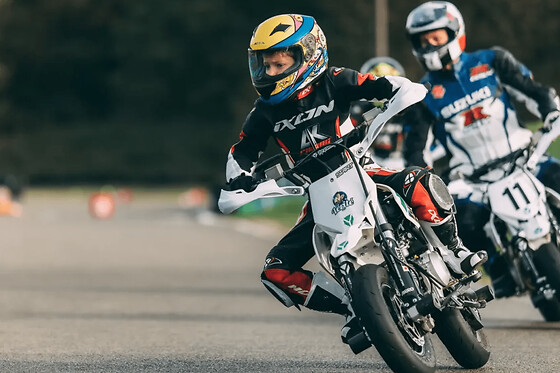 Stage de pilotage moto enfants & ados de 5 à 18 ans à Dreux
