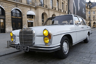 Visite guidée du Grand Paris en voiture de collection