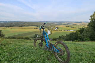 Randonnée en trottinette électrique au départ de Mouzon (08) - Randonnée - 2h