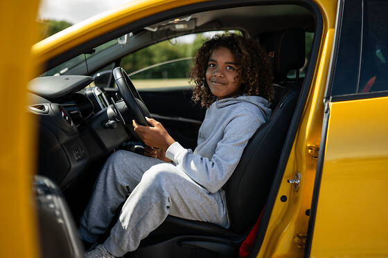 Stage De Pilotage Enfant En Clio 4 Rs À Réau (77) - 5 Tours
