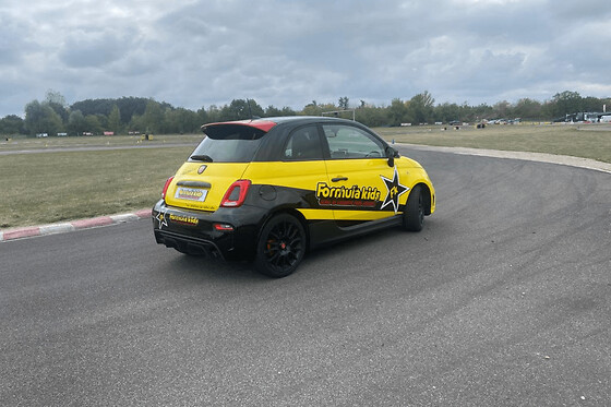 Stage De Pilotage Enfant En Fiat 500 À Montpellier (34) - 2 Tours
