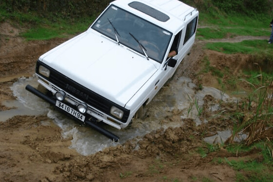 Initiation au pilotage d'un 4x4 en off road près de Nantes (44)