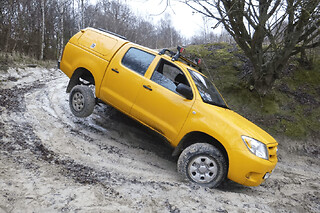 Stage 1/2 journée de conduite  4x4 en off road près de Paris