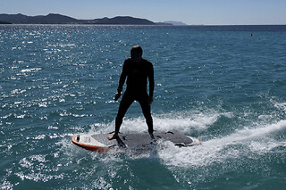 Initiation au surf électrique sur le lac de Biscarrosse (40)