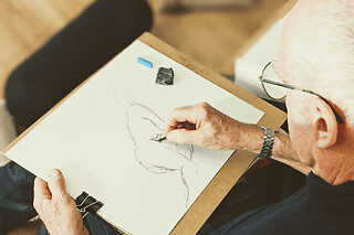 Atelier apéro-dessin modèle vivant à Paris 14ème