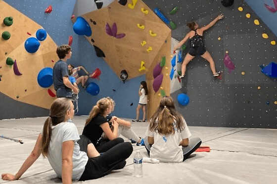 Initiation à l'escalade ado 11-14 ans à Saint-Germain-en-Laye