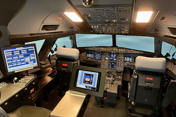 Simulateur de pilotage d'avion Airbus & Boeing à Roissy CDG
