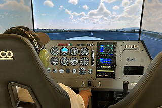 Simulateur de pilotage d'avion à Clermont-Ferrand (63) - Simulateur de vol duo - 30 minutes chacun