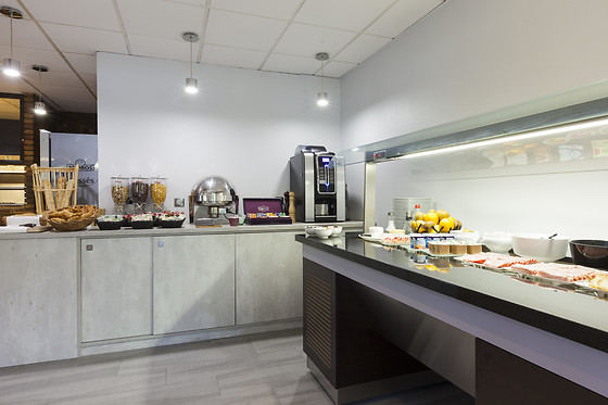 Comfort Hotel Evreux - photo 3