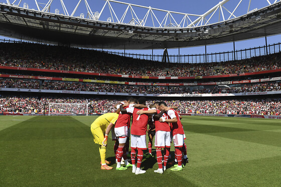 Arsenal FC - 2 Places