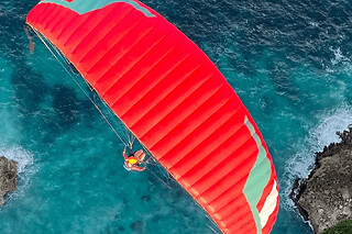 Vol en parapente sur le littoral guadeloupéen depuis Le Moule - Vol Découverte - 20 minutes