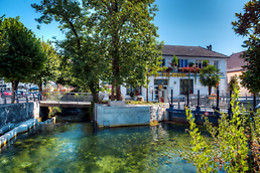 Zenitude Hôtel-Résidences : La Versoix ***