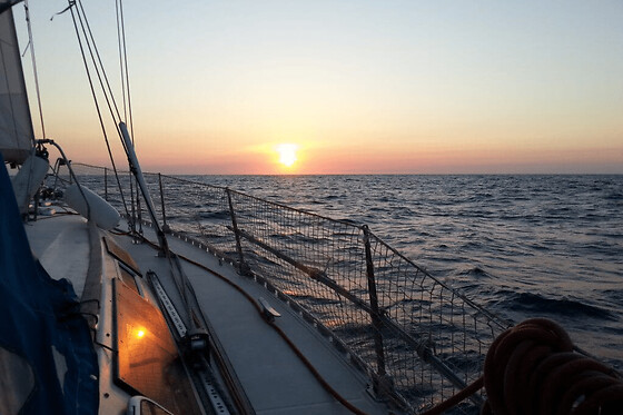 Après-midi en mer à bord d'un voilier à La Rochelle (17)