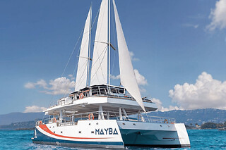 Demi-journée croisière en catamaran depuis Marina Baie des Anges