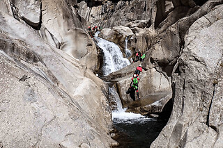 Canyoning dans le canyon du Chassezac intégral dans les Cévennes