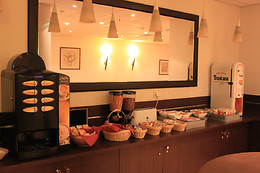 Hotel-Résidence Saint Jean**
