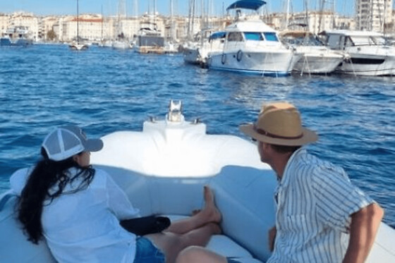 Visite guidée du Vieux-Port en bateau à Marseille (13)