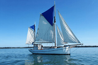 Balade en mer à la journée sur la Boréale à Vannes (56)