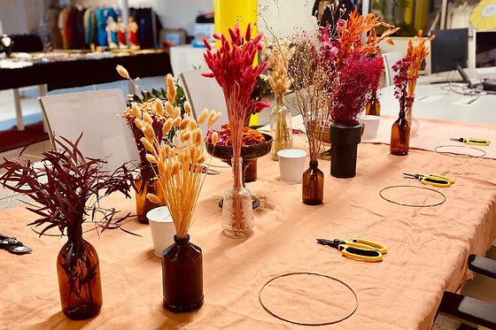 Atelier couronne en fleurs séchées à Strasbourg (67)