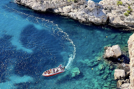 Croisière bateau avec skipper dans les Calanques (13) - Haute Saison • Après-midi • Adulte