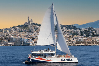 Soirée sunset & dîner à bord d'un catamaran depuis Marseille