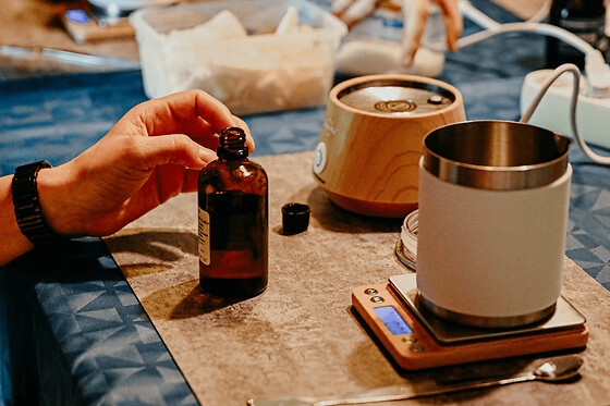 Atelier création d'un baume personnalisé à Sermentizon (63)