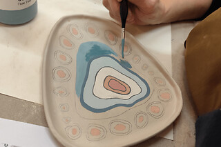 Atelier peinture sur céramique à Dijon (21)