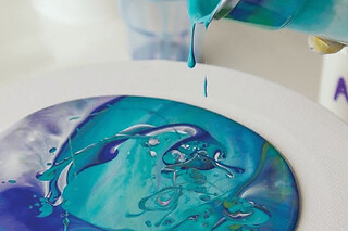 Atelier peinture "Pouring Painting" à Paris 9ème