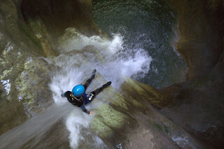 Canyoning au Pont du Diable dans le Massif des Bauges (73)